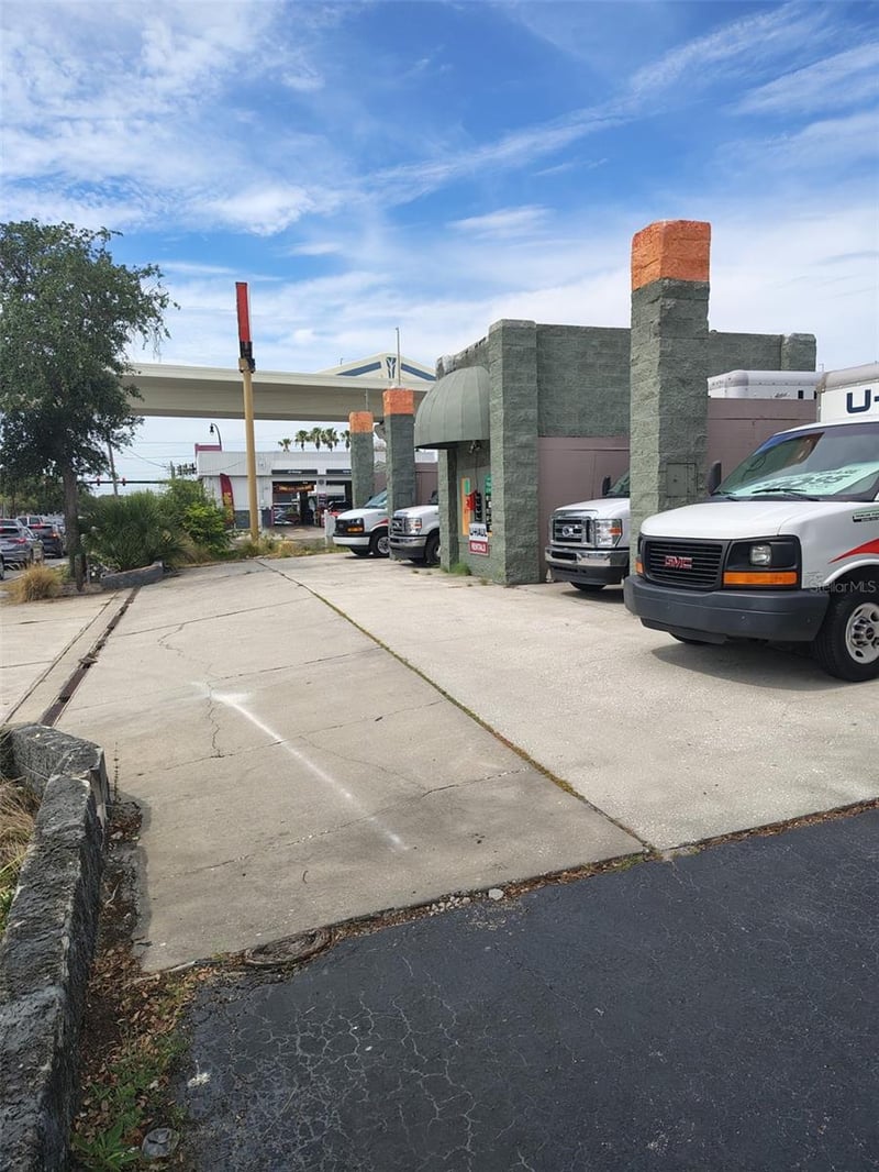 4902 S Manhattan Ave, Tampa, FL 33611