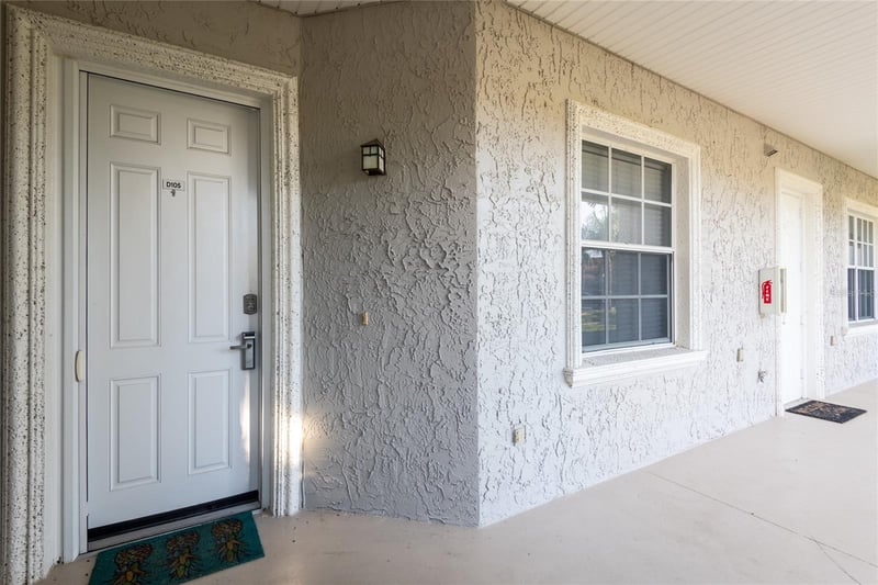 6808 Dali Ave #105, Land O Lakes, FL 34637