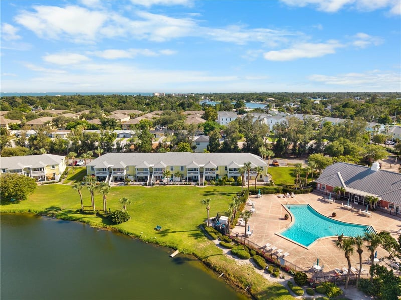 111 Seahorse Dr SE #A, St Petersburg, FL 33705