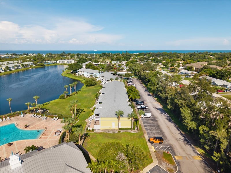 111 Seahorse Dr SE #A, St Petersburg, FL 33705