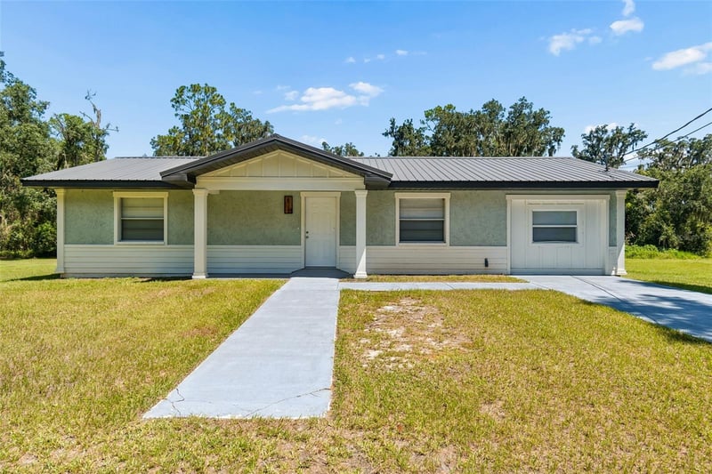2317 Wooten Rd, Dover, FL 33527