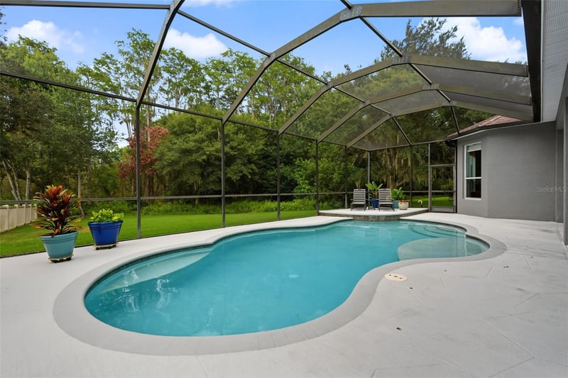 7504 Whispering Wind Dr, Land O Lakes, FL 34637