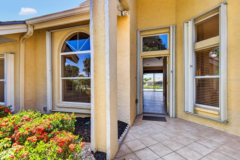 5410 61st St E, Bradenton, FL 34203