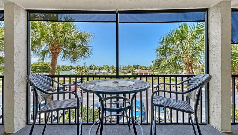6116 43rd St W #305D, Bradenton, FL 34210