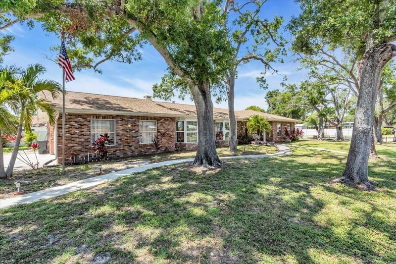 7920 43rd St N, Pinellas Park, FL 33781
