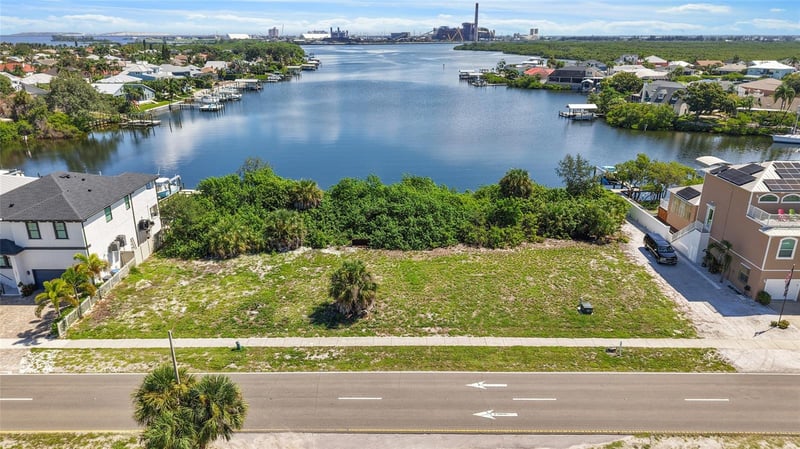 1217 Apollo Beach Blvd, Apollo Beach, FL 33572