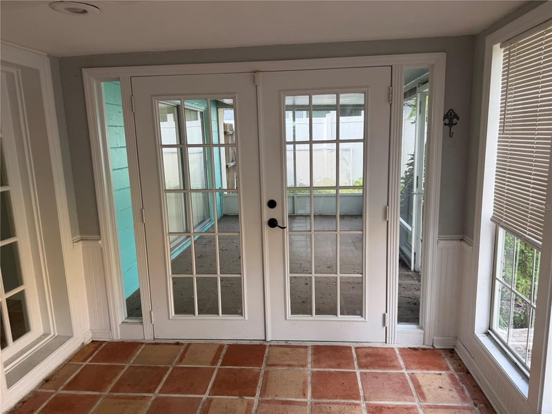 9830 Mark Twain Ln, Port Richey, FL 34668