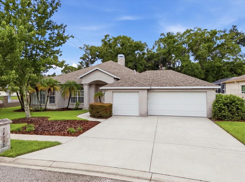 14902 Devonshire Woods Pl, Tampa, FL 33624