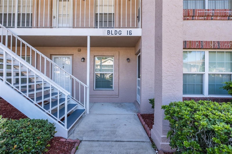 4804 Myrtle Oak Dr #13, New Port Richey, FL 34653
