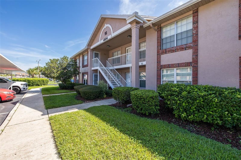 4804 Myrtle Oak Dr #13, New Port Richey, FL 34653