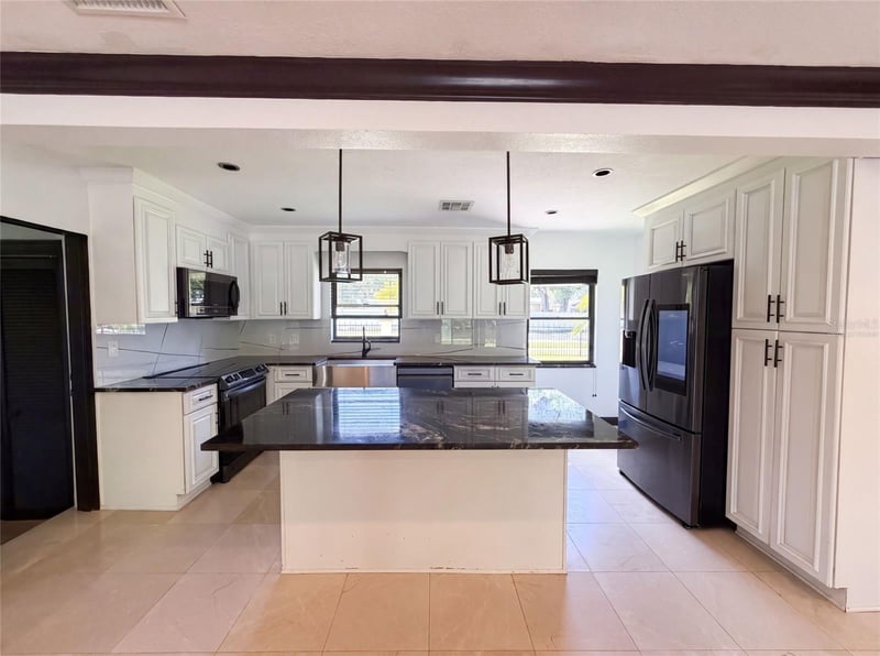 1515 S West Shore Blvd, Tampa, FL 33629
