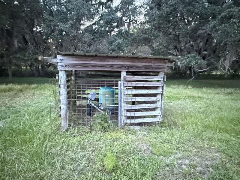27900 Bayhead Rd, Dade City, FL 33523