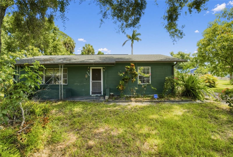 5803 13th St E, Bradenton, FL 34203