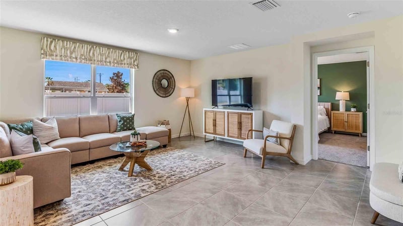 13417 Castle Peak Cir, Dade City, FL 33525