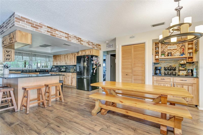 10710 Bill Tucker Rd, Wimauma, FL 33598