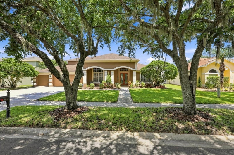 8310 Summer Grove Rd, Tampa, FL 33647