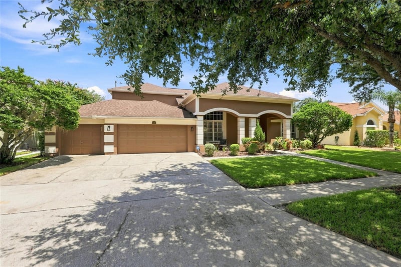 8310 Summer Grove Rd, Tampa, FL 33647