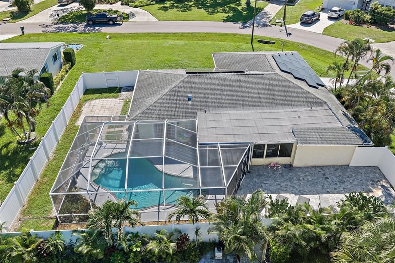 1211 Angela Maria Rd, Sarasota, FL 34243