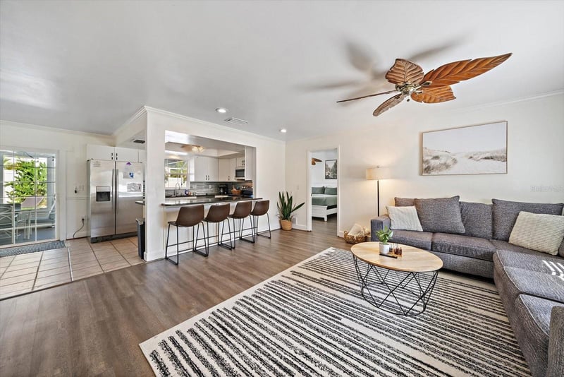 1211 Angela Maria Rd, Sarasota, FL 34243