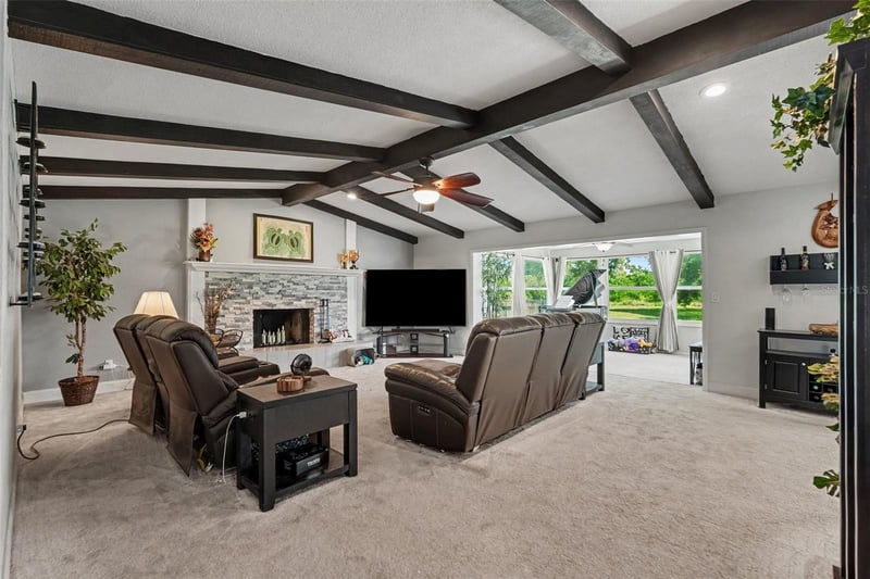 12080 66th Ave, Seminole, FL 33772