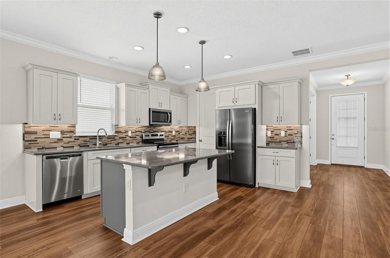 13102 Satin Lily Dr, Riverview, FL 33579