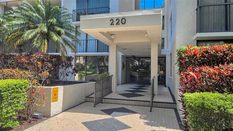 220 Belleview Blvd #812, Belleair, FL 33756