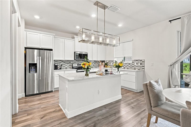 9436 Pinewood Point Pl, Seffner, FL 33584
