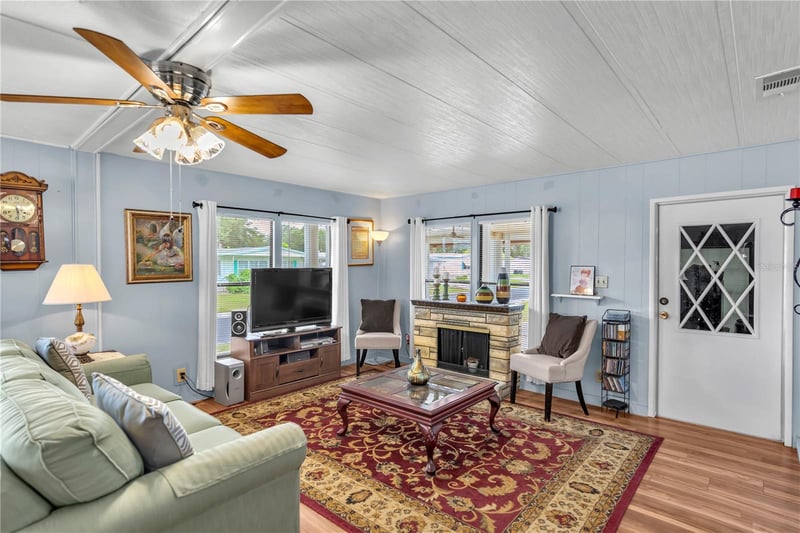 38546 Stafford Dr, Zephyrhills, FL 33540