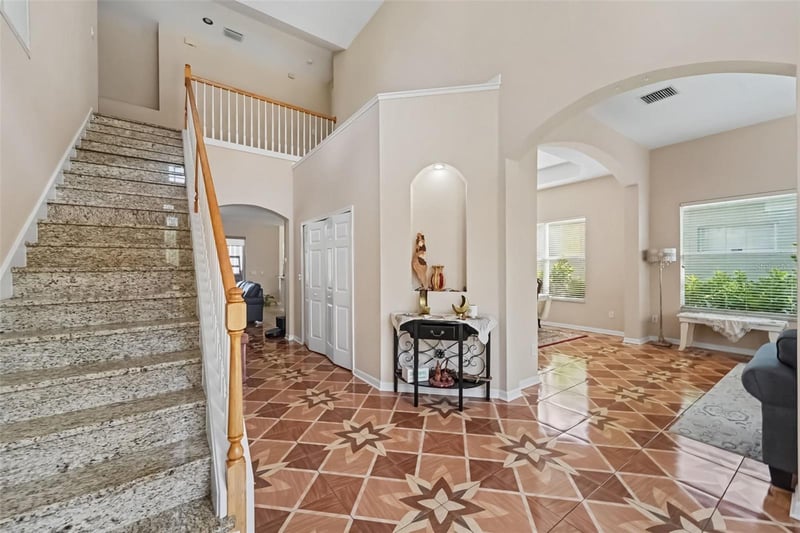 10409 Canary Isle Dr, Tampa, FL 33647