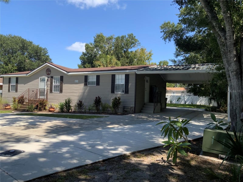 10406 Brussels Dr, Riverview, FL 33578