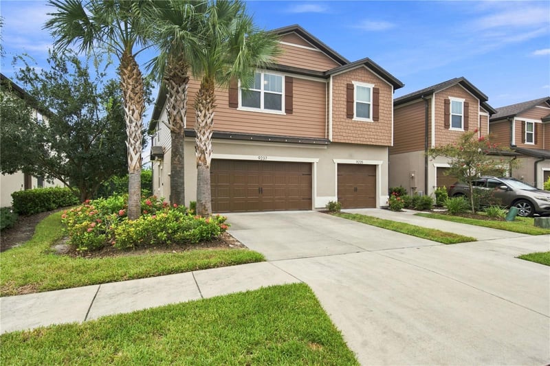 9237 Hillcroft Dr, Riverview, FL 33578