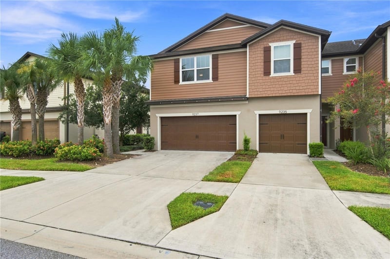 9237 Hillcroft Dr, Riverview, FL 33578