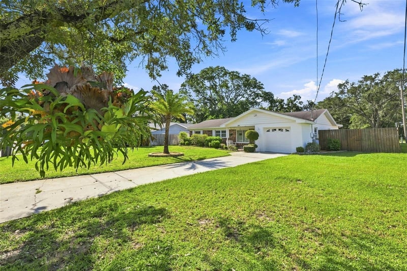 518 W 129th Ave, Tampa, FL 33612