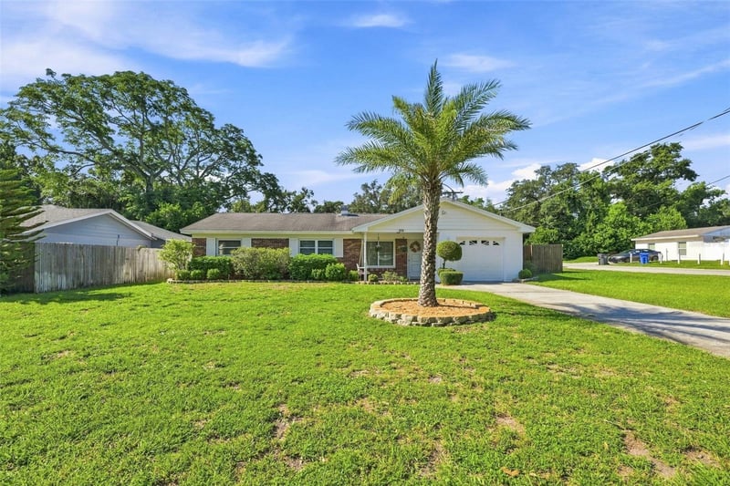 518 W 129th Ave, Tampa, FL 33612