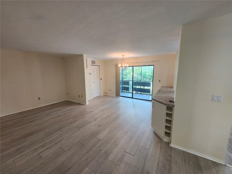 5970 80th St N #409, St Petersburg, FL 33709