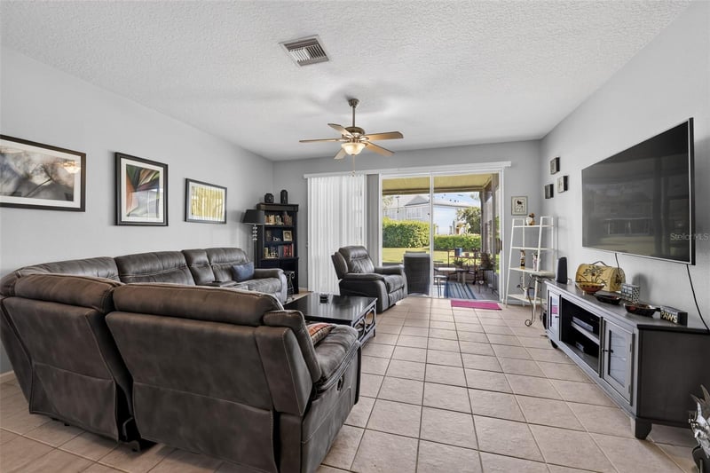 2823 Conch Hollow Dr, Brandon, FL 33511