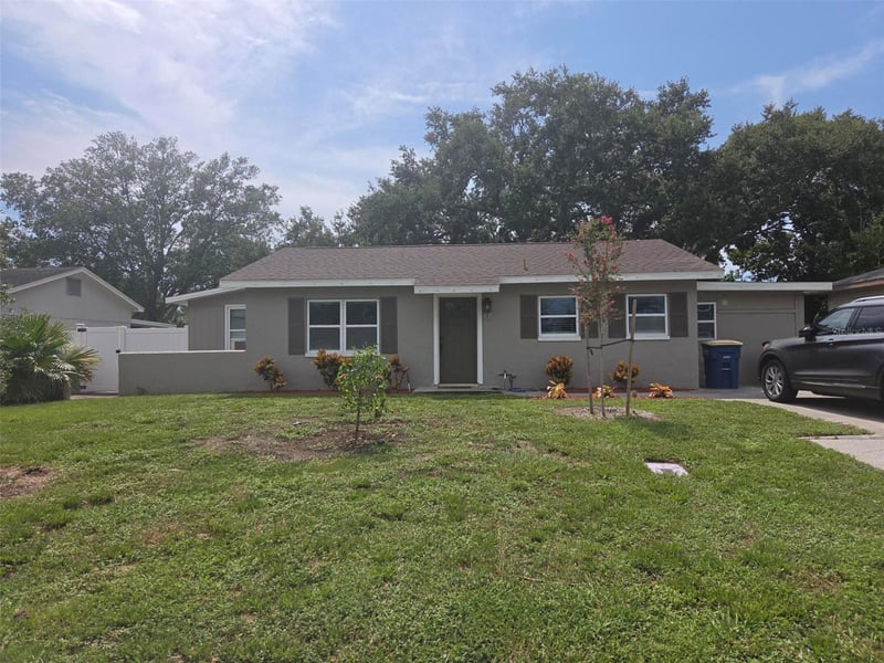 20 S Saturn Ave, Clearwater, FL 33755