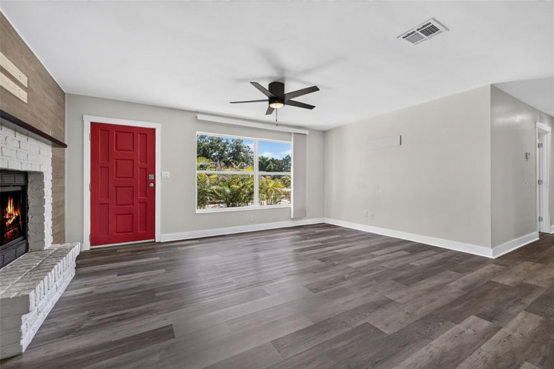 2175 43rd Ave N, St Petersburg, FL 33714