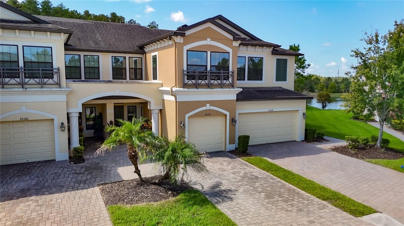 30305 Southwell Ln, Wesley Chapel, FL 33543