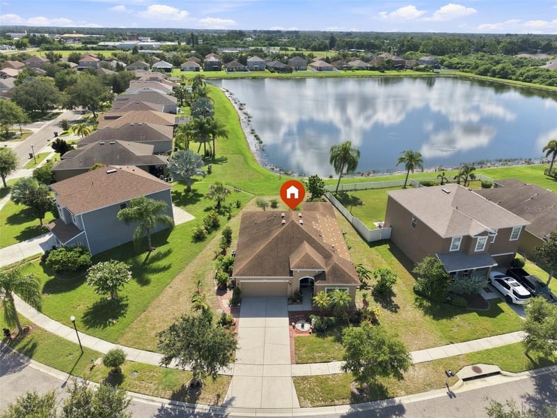 803 Parker Den Dr, Ruskin, FL 33570