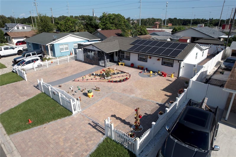 4527 W Elm St, Tampa, FL 33614