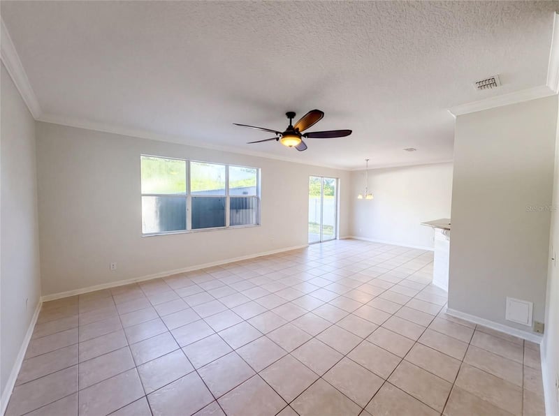 31628 Spoonflower Cir, Wesley Chapel, FL 33545