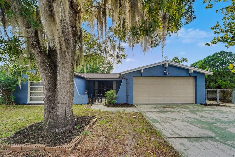 9540 Rainbow Ln, Port Richey, FL 34668