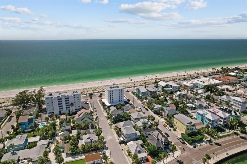 555 Gulf Way #6S, St Pete Beach, FL 33706