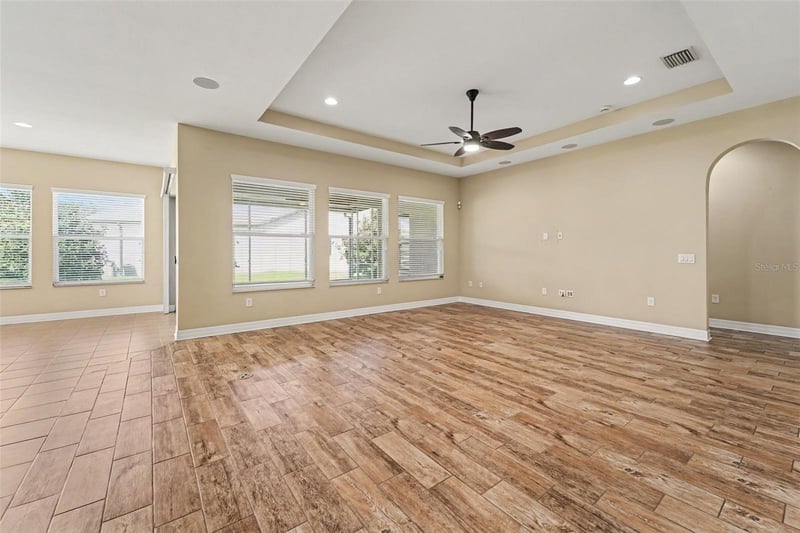 2397 Gwynhurst Blvd, Wesley Chapel, FL 33543