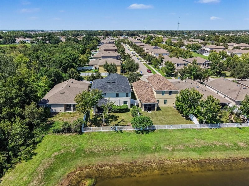 10413 Avian Forrest Dr, Riverview, FL 33578