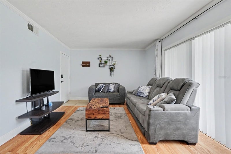 13832 Orange Sunset Dr #101, Tampa, FL 33618