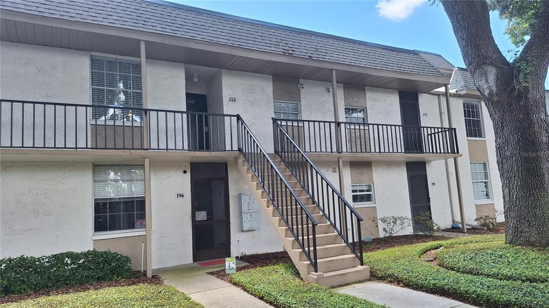 809 Russell Ln #323, Brandon, FL 33510