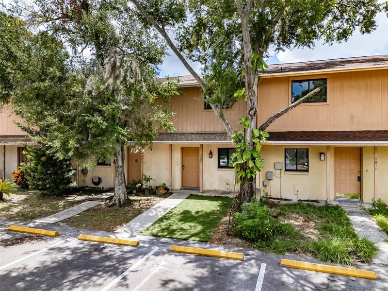 4008 Oak Limb, Tampa, FL 33614