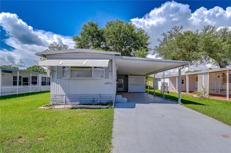38651 Windflower Ave, Zephyrhills, FL 33542